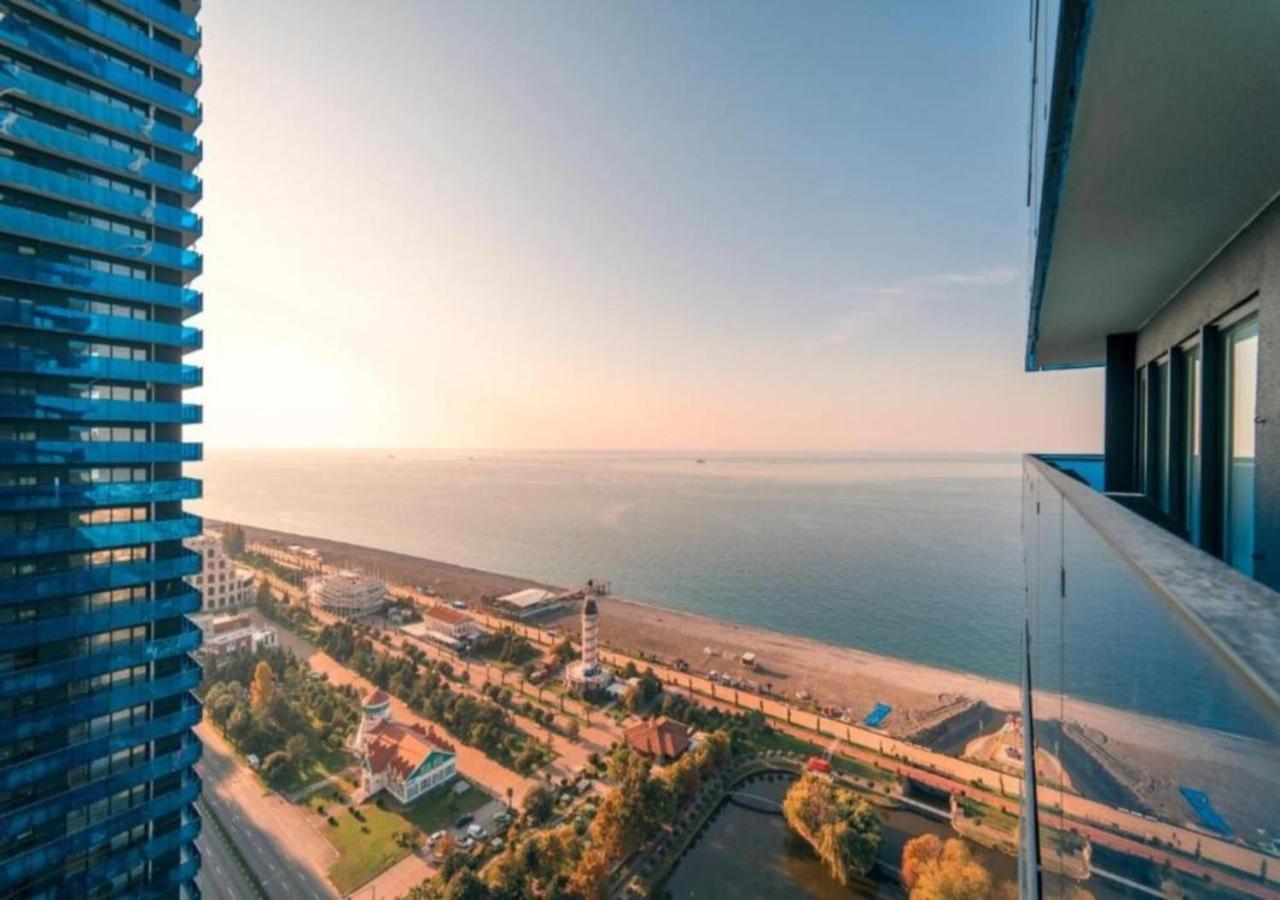 Orbi City Luxury Suite Batumi Exterior photo