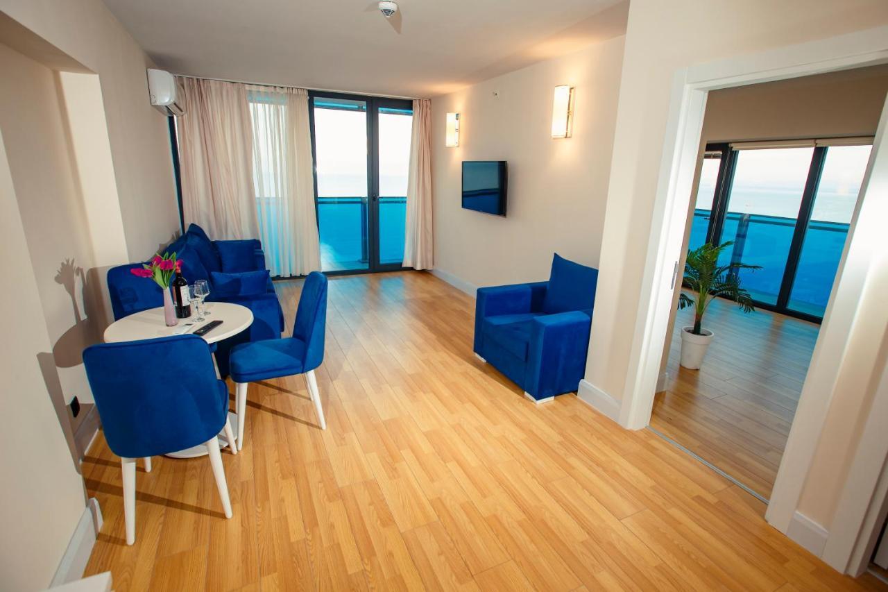 Orbi City Luxury Suite Batumi Exterior photo