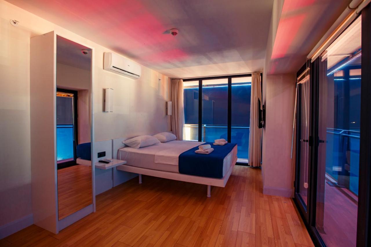 Orbi City Luxury Suite Batumi Exterior photo