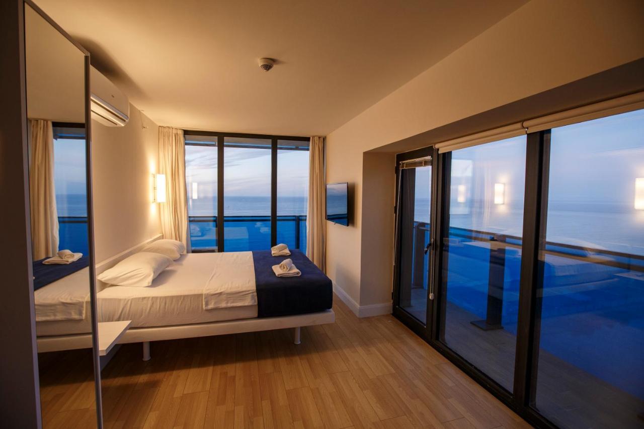 Orbi City Luxury Suite Batumi Exterior photo