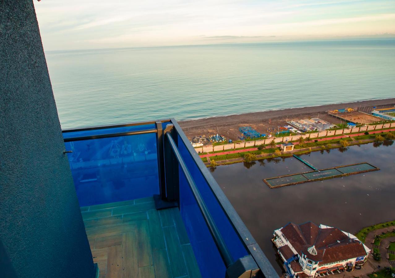Orbi City Luxury Suite Batumi Exterior photo