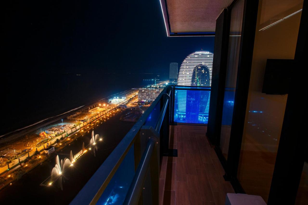 Orbi City Luxury Suite Batumi Exterior photo