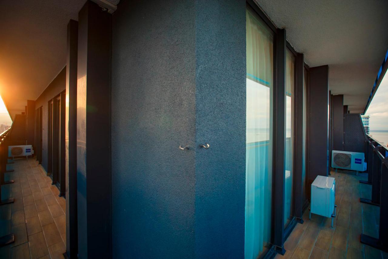 Orbi City Luxury Suite Batumi Exterior photo