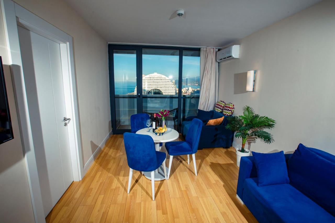 Orbi City Luxury Suite Batumi Exterior photo