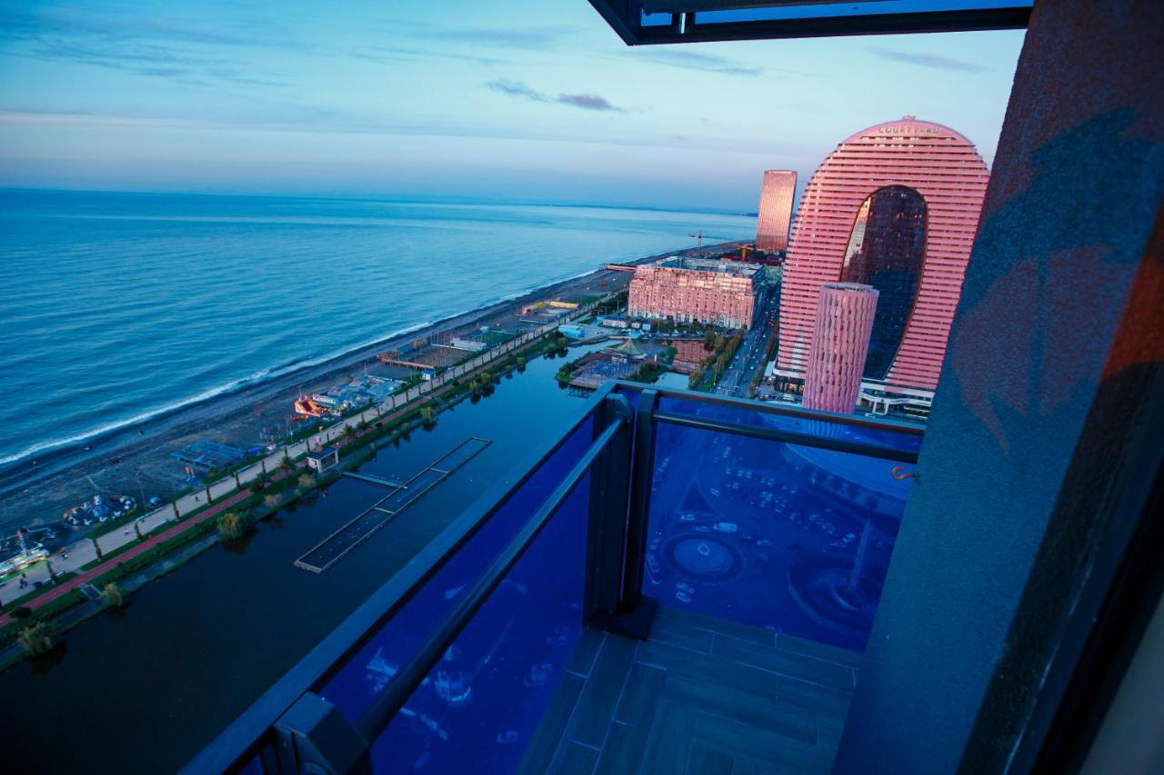 Orbi City Luxury Suite Batumi Exterior photo
